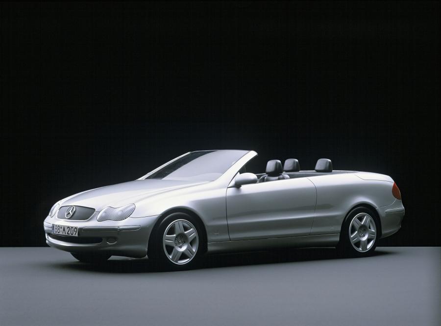  Mercedes-Benz CLK-Class Cabriolet 2004 года  (фото 77 из 164)